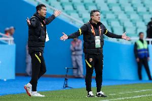 安东尼奥：此刻我是世界最幸福的教头 相信邵佳一会帮球员走出来